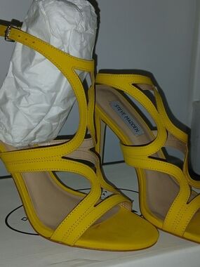 Steve Madden Sydney Nubuck Strappy Heels